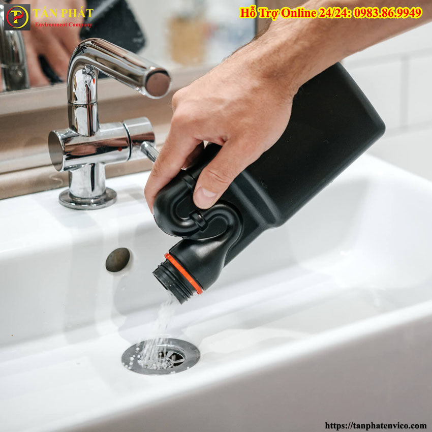 cách thông tắc cống bồn rửa mặt bằng banking soda và giấm