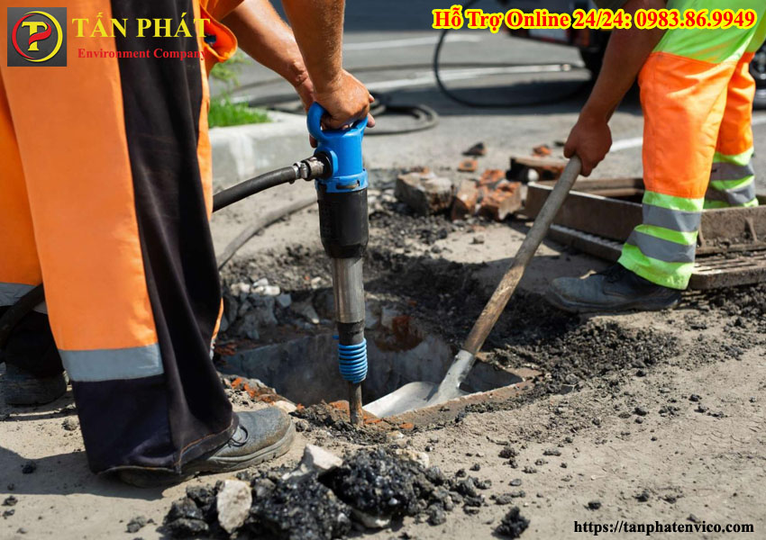 thông tắc cống bồn cầu tại mê linh