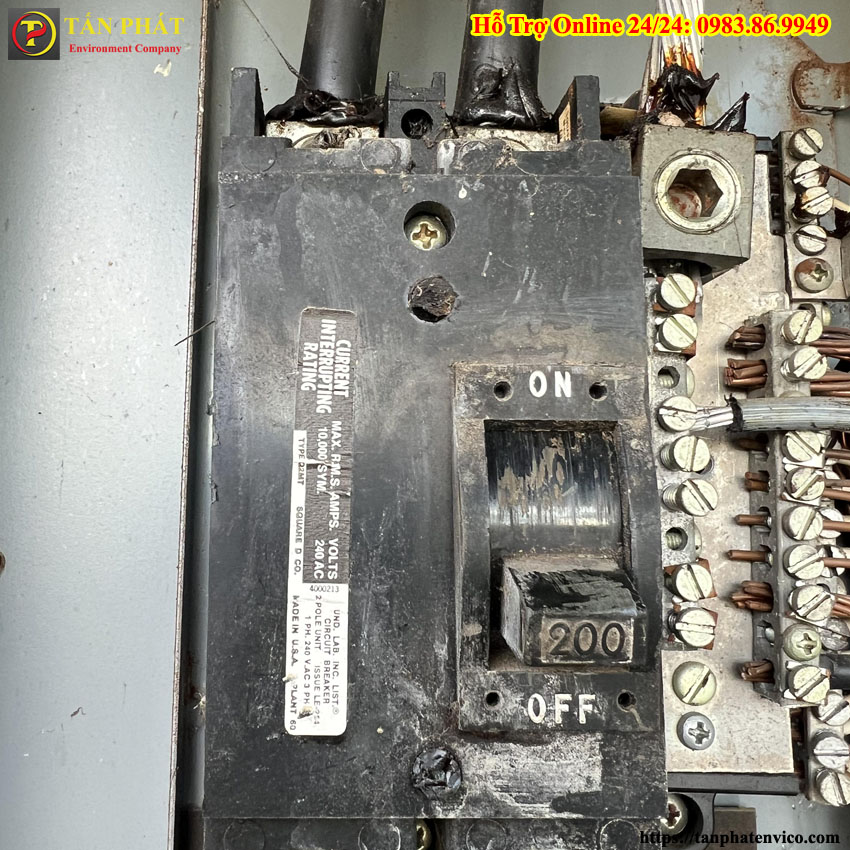 Aptomat không gạt lên được