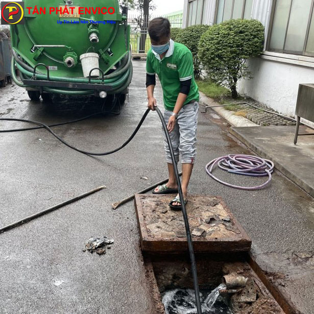 Nạo vét cống rãnh hố ga tại TPHCM