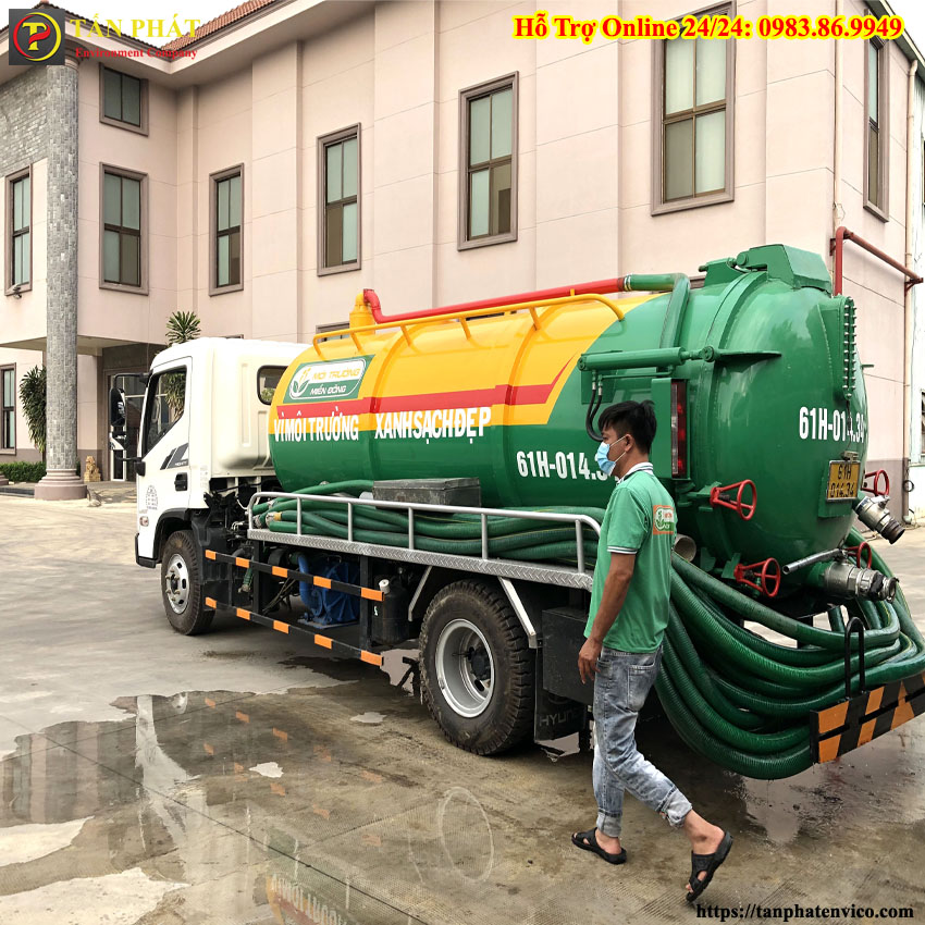 xe hút bể phốt